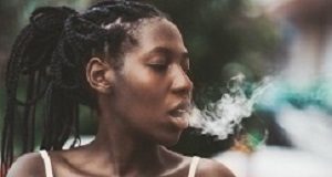 Calls for doctor action as vaping deaths, lung injuries escalate Hookah