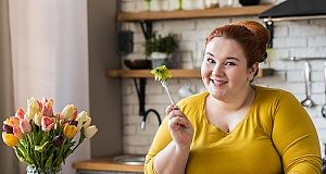 Even obese vegetarians who smoke and drink have healthier biomarkers than meat-eaters