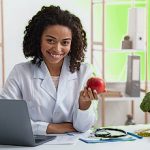 6-MB-Editors Picks-03-06-2021-2-Doctor-Diet-Health-Apple-iStock-1214221095