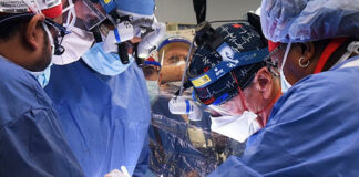 World first: Transplant of pig heart on terminal US patient