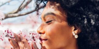 Smell sense can determine frailty risk – Johns Hopkins study