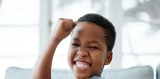 Weighing the risks to older people if more children are vaccinated against chicken pox