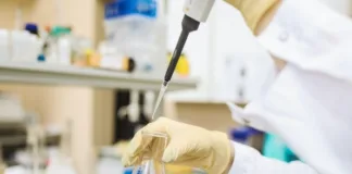 Chinese scientist raises Covid lab leak theory