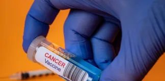 Scientists at ‘turning point’ with cancer vaccines