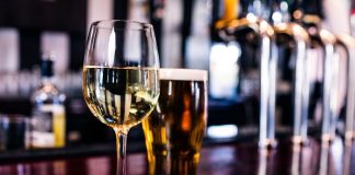 US drops long-standing advice on alcohol limits