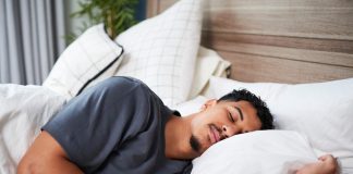 Sleep tracking could worsen insomnia, warn experts